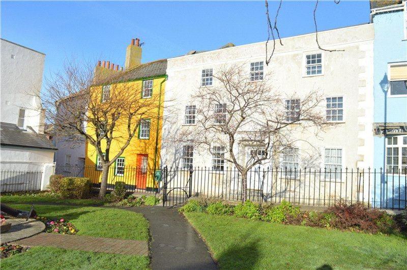 Monmouth House Apartments, Lyme Regis Old Town, Dog Friendly, Parking Extérieur photo