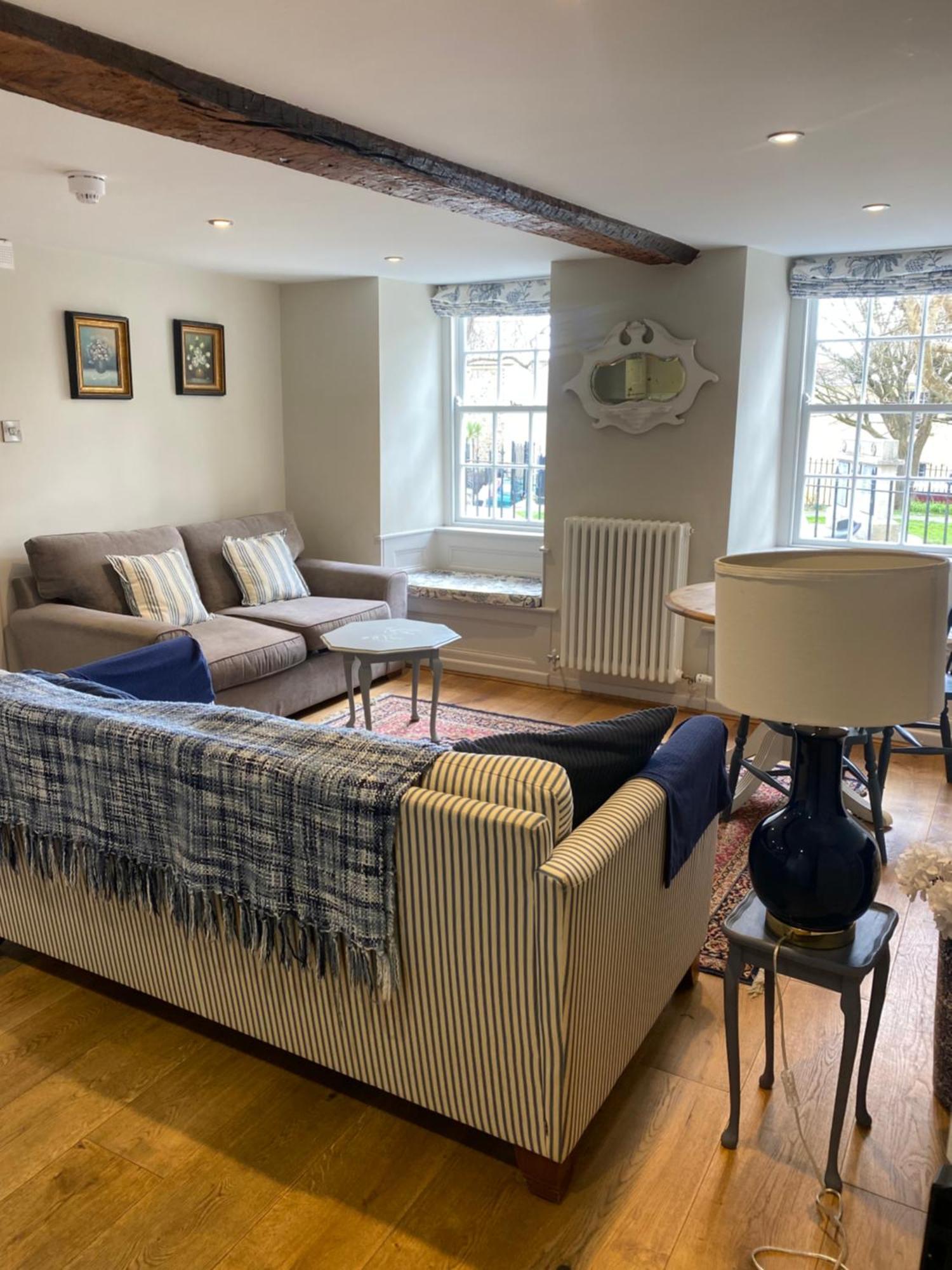 Monmouth House Apartments, Lyme Regis Old Town, Dog Friendly, Parking Extérieur photo
