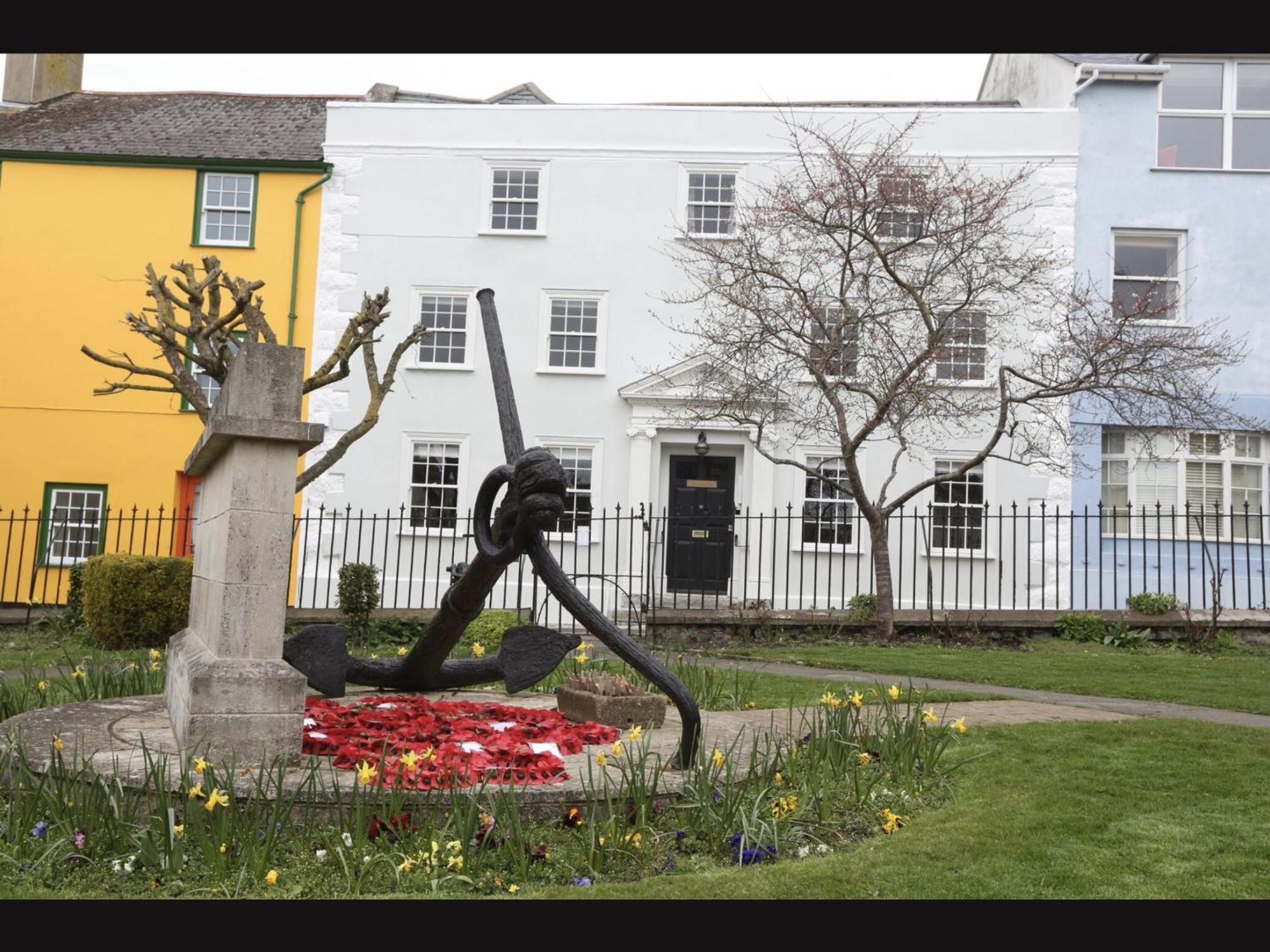 Monmouth House Apartments, Lyme Regis Old Town, Dog Friendly, Parking Extérieur photo