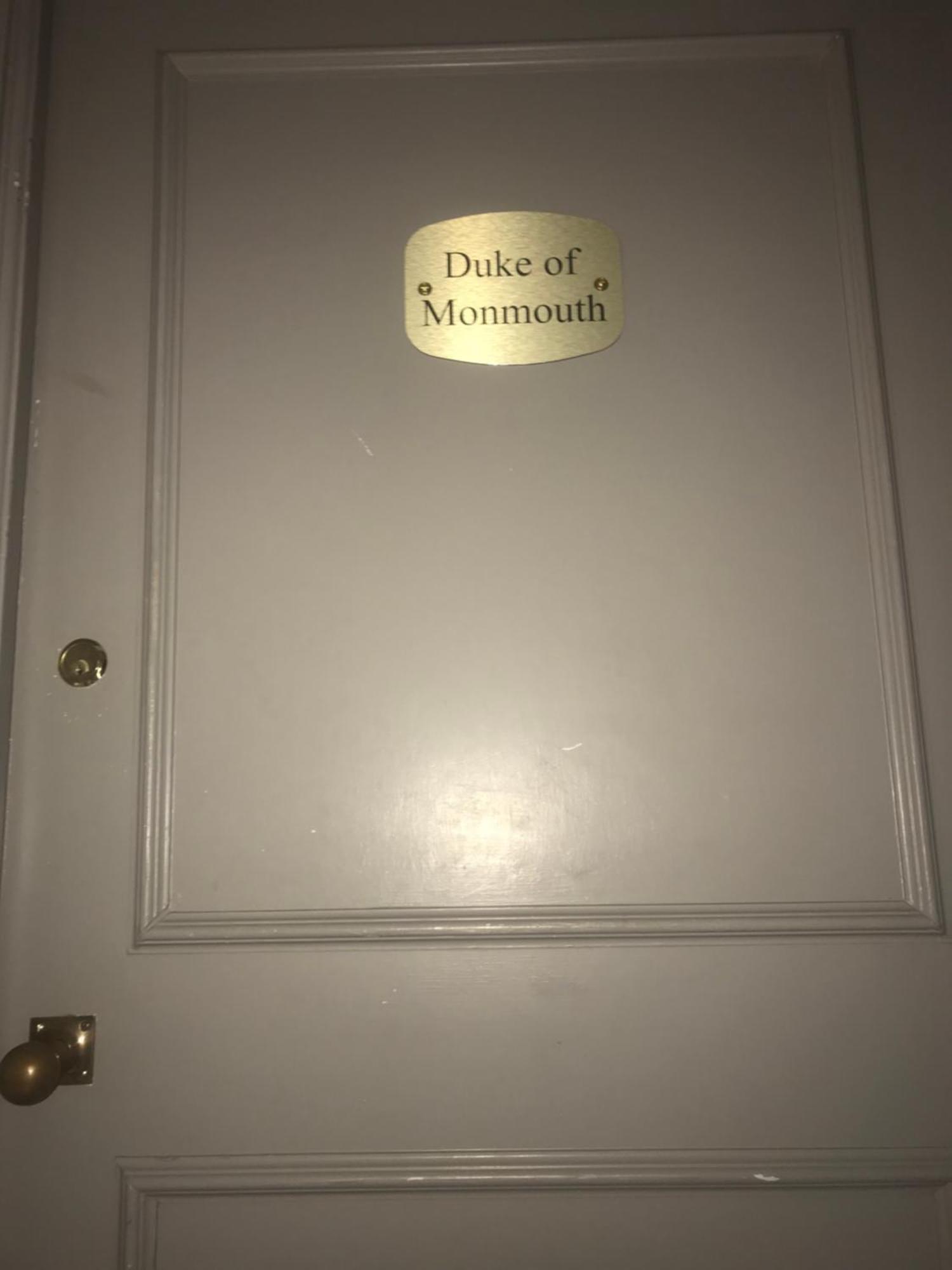 Monmouth House Apartments, Lyme Regis Old Town, Dog Friendly, Parking Extérieur photo