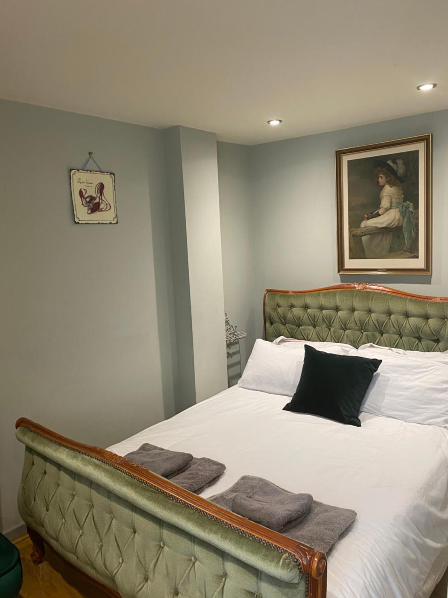 Monmouth House Apartments, Lyme Regis Old Town, Dog Friendly, Parking Extérieur photo